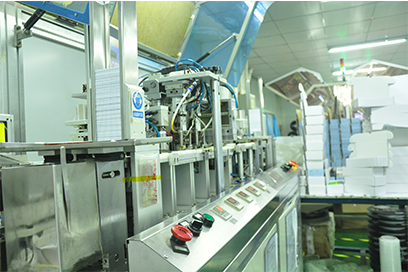 雙界面銑槽碰焊一體機(jī)